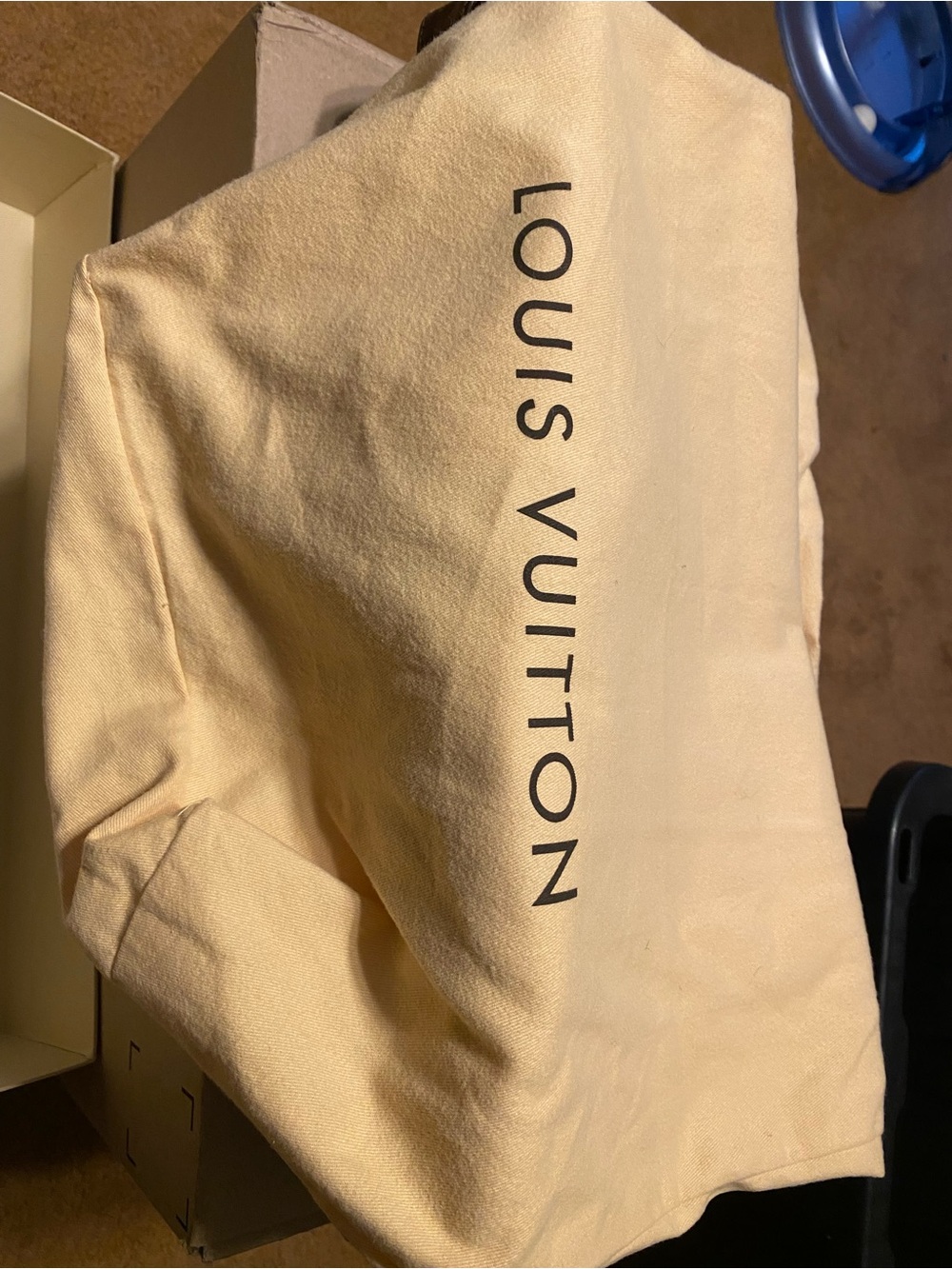 Louis Vuitton Brown Checkered Tote Bag with Leather Straps - Picture 2 of 14